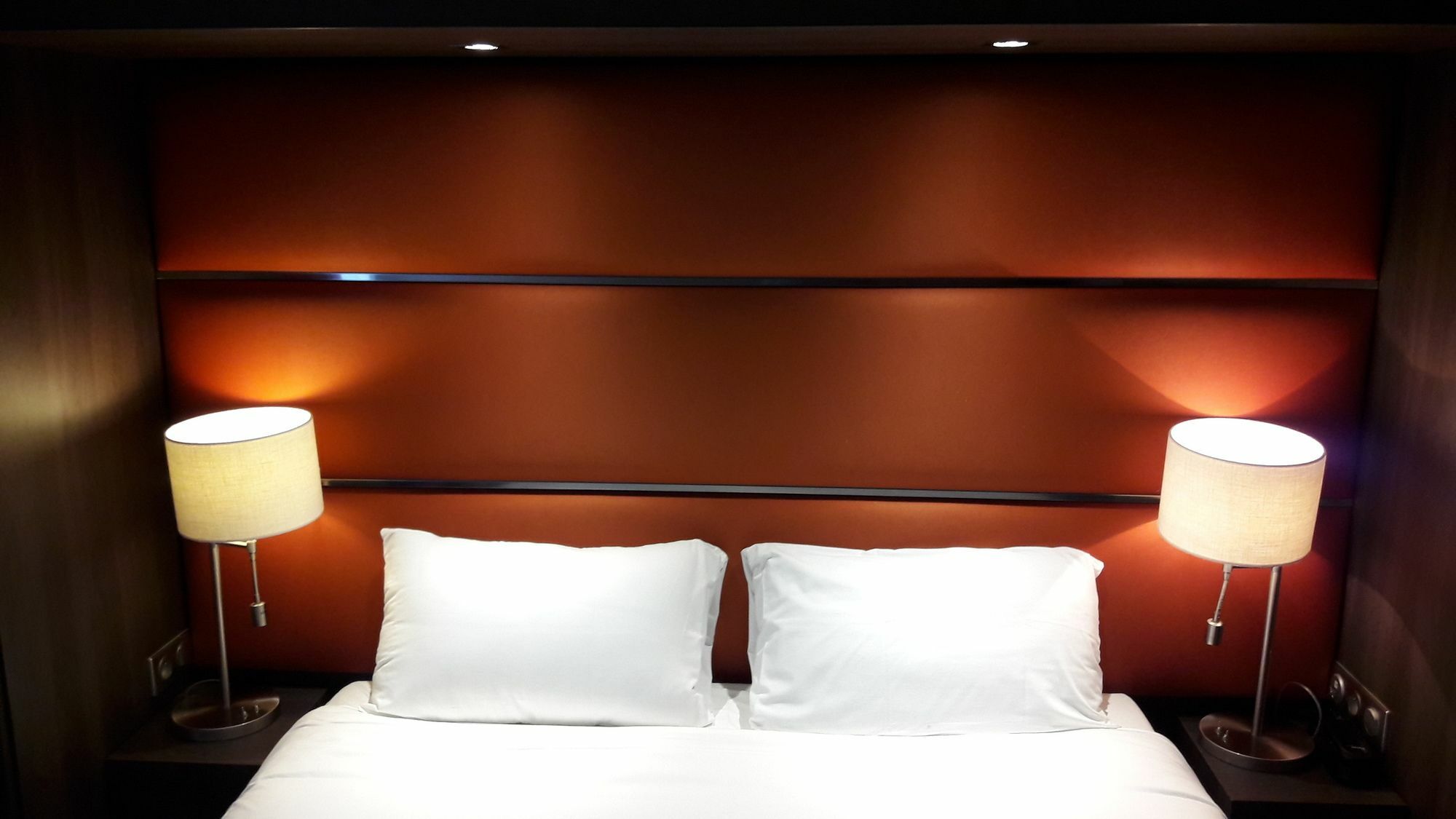 Hotel Crocus Caen Memorial Dış mekan fotoğraf