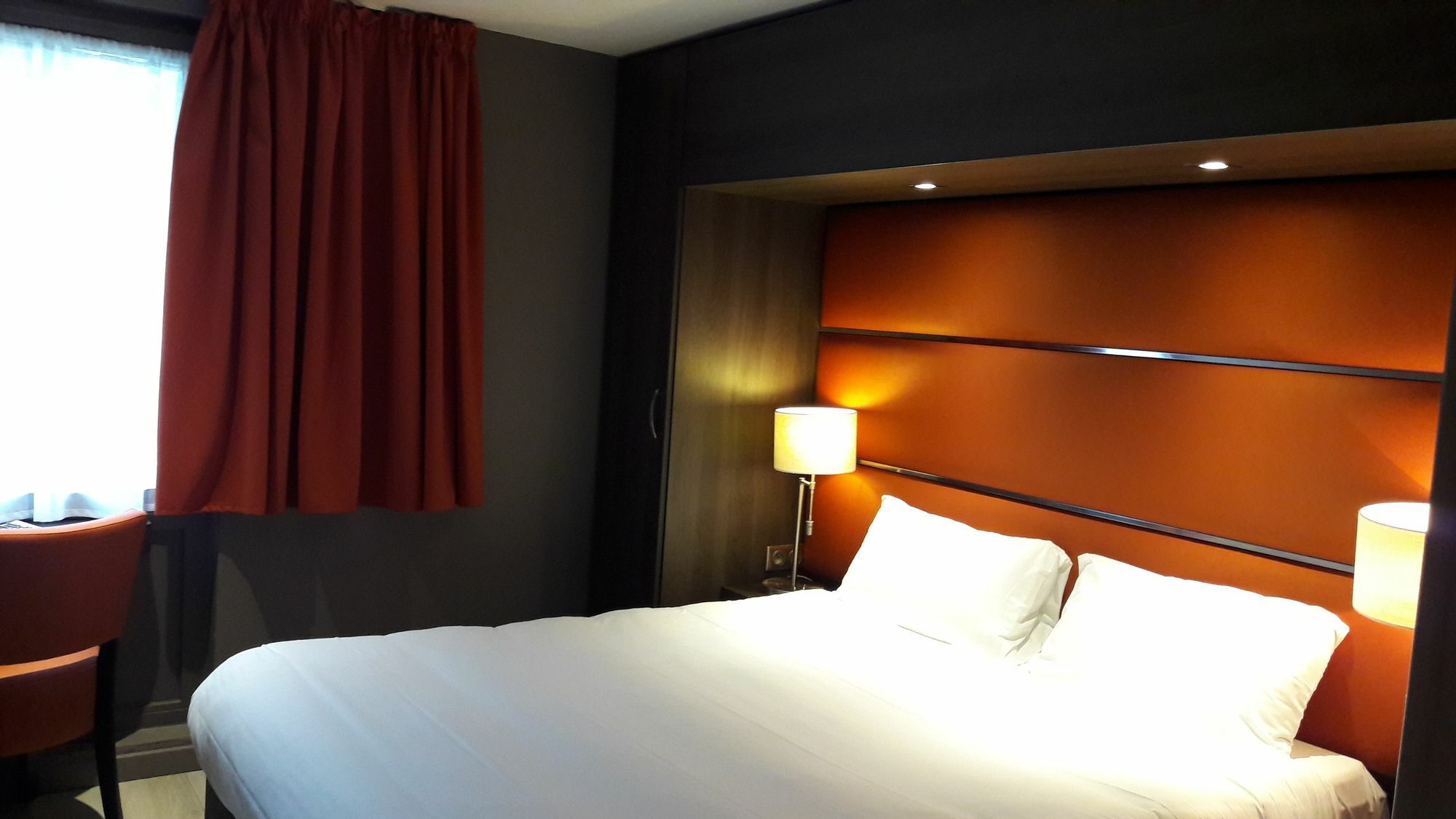 Hotel Crocus Caen Memorial Dış mekan fotoğraf